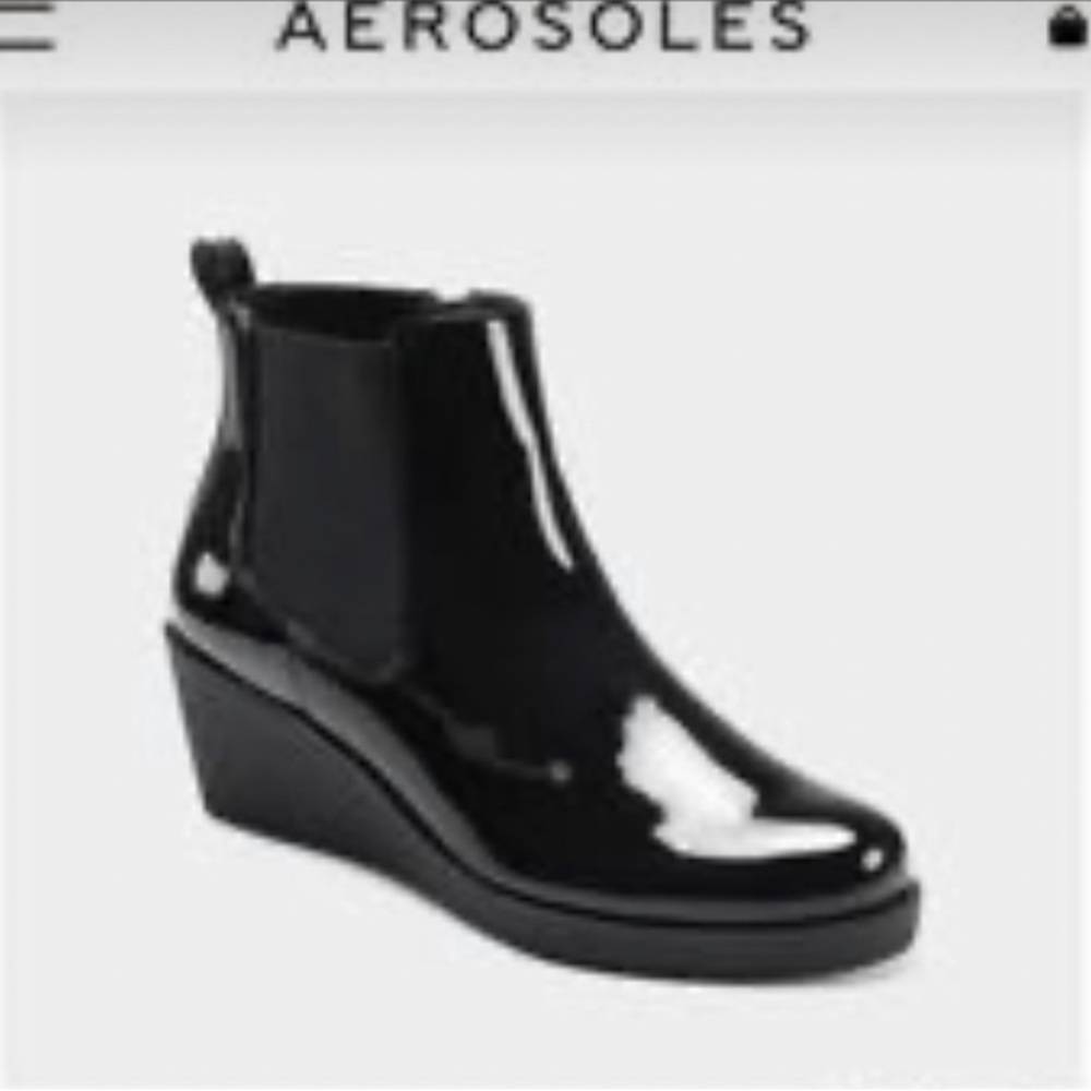 NWOT Aerosoles, Patent Leather Black Boots  Size 7 W, wide width